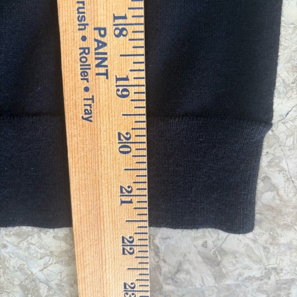 Banana Republic Merino Wool Black Classic Cardigan Sweater, Gold Buttons Size M - Picture 8 of 8